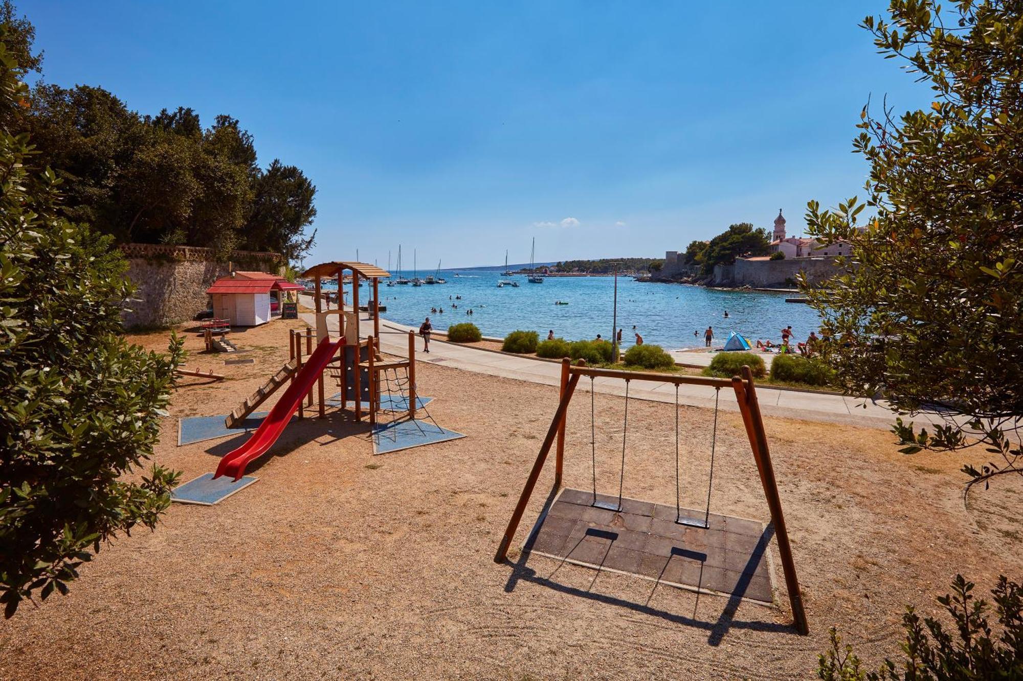 Villa Marica Tiny House In Krk City Centre Krk Town Bagian luar foto