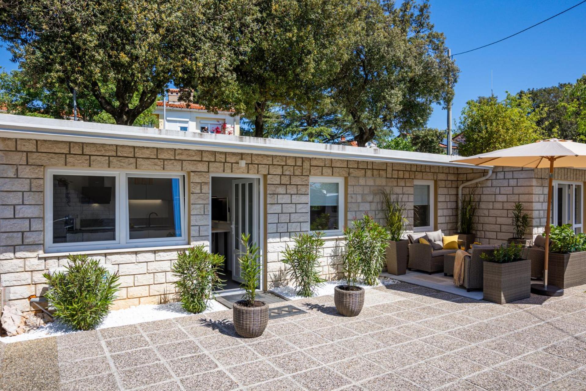 Villa Marica Tiny House In Krk City Centre Krk Town Bagian luar foto